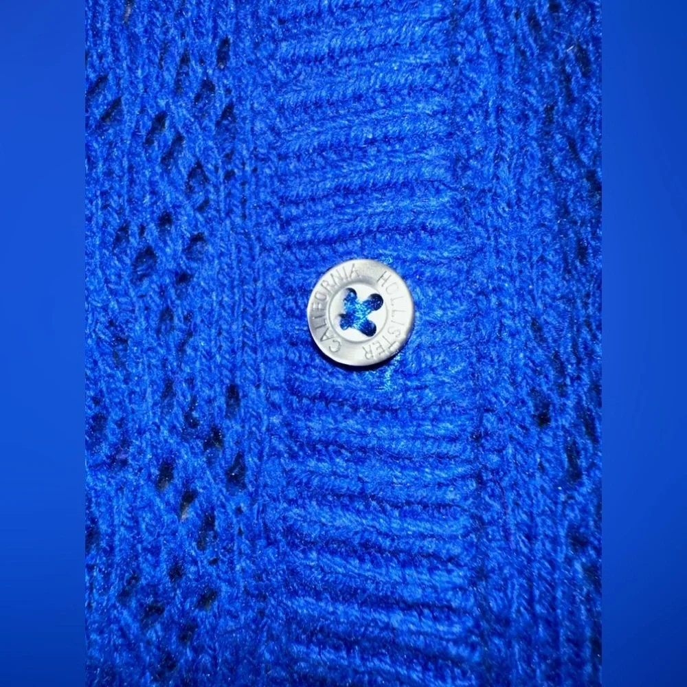 Hollister royal blue crochet knit button cardigan sweater with pockets Y2K - Picture 6 of 8
